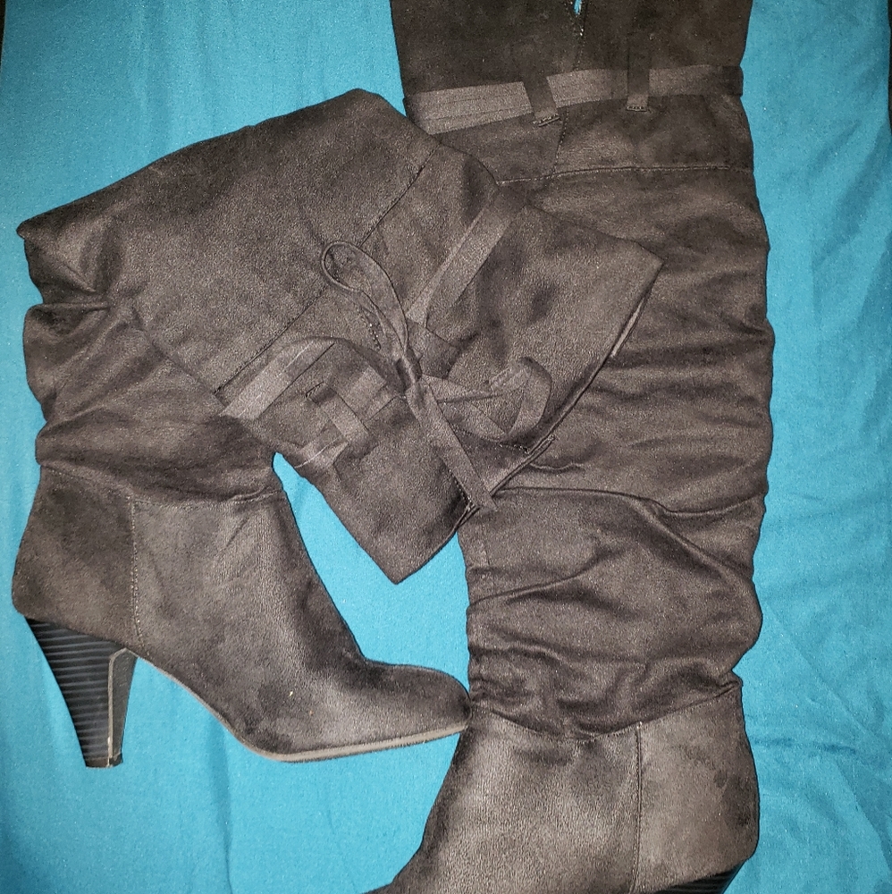 Women over the knee boots